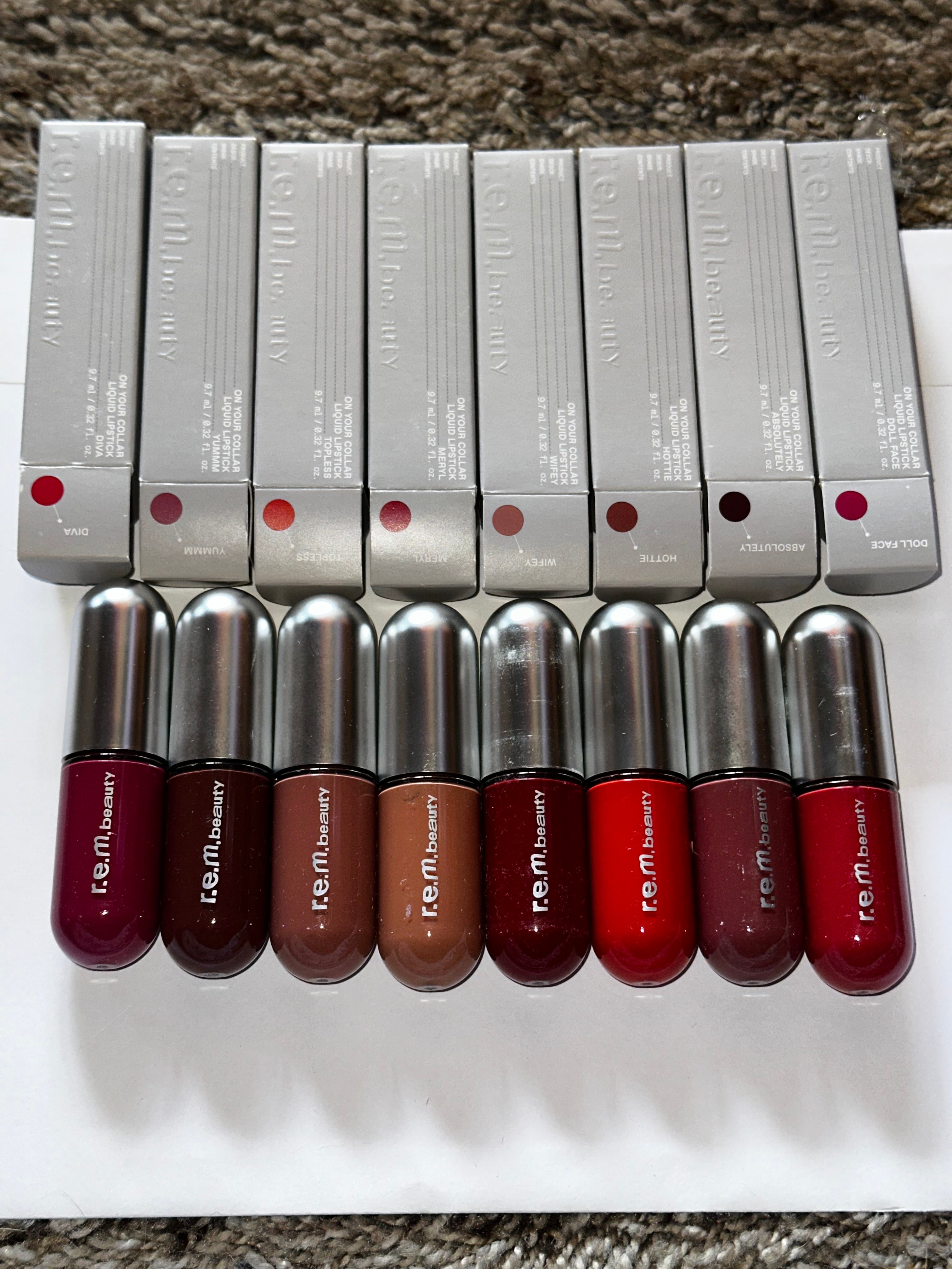 Labial líquido R.E.M. Beauty | Larga duración + acabado matte