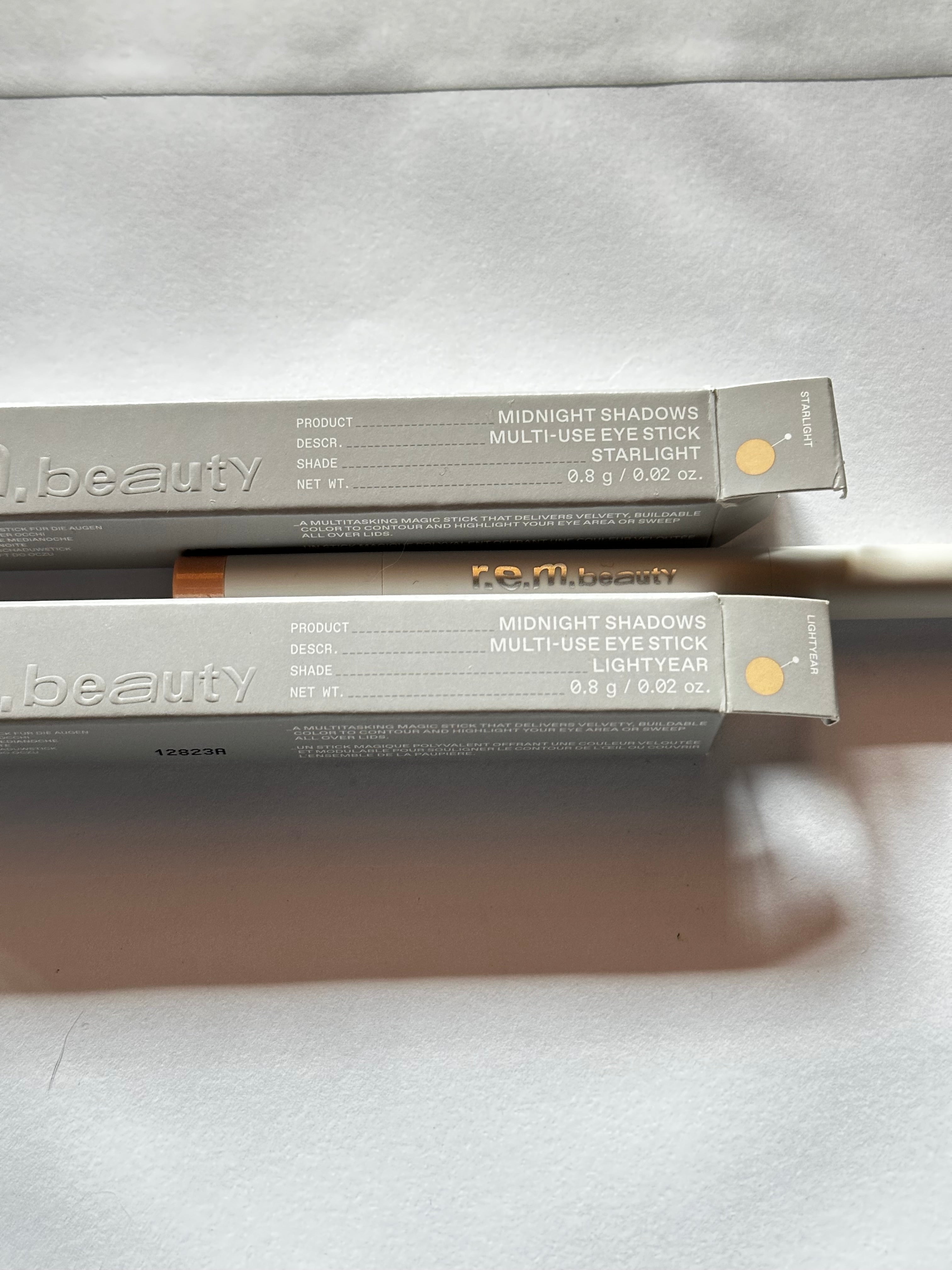 Sombra en barra R.E.M. Beauty